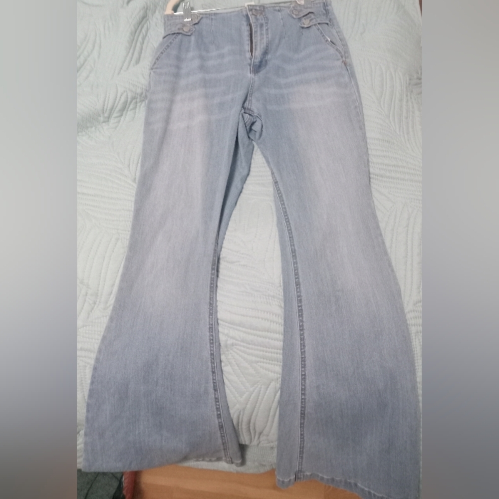 Est. 1946 Hi-rise Flare Jeans